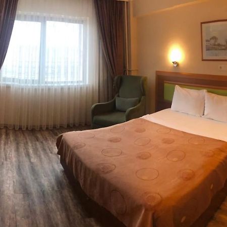 Hotel Villa Marina Бандырма Экстерьер фото
