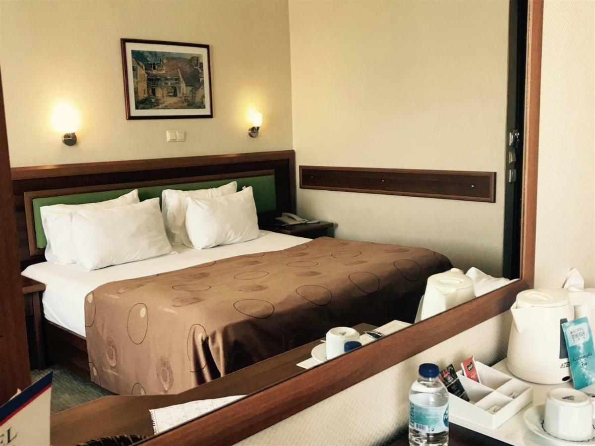Hotel Villa Marina Бандырма Экстерьер фото