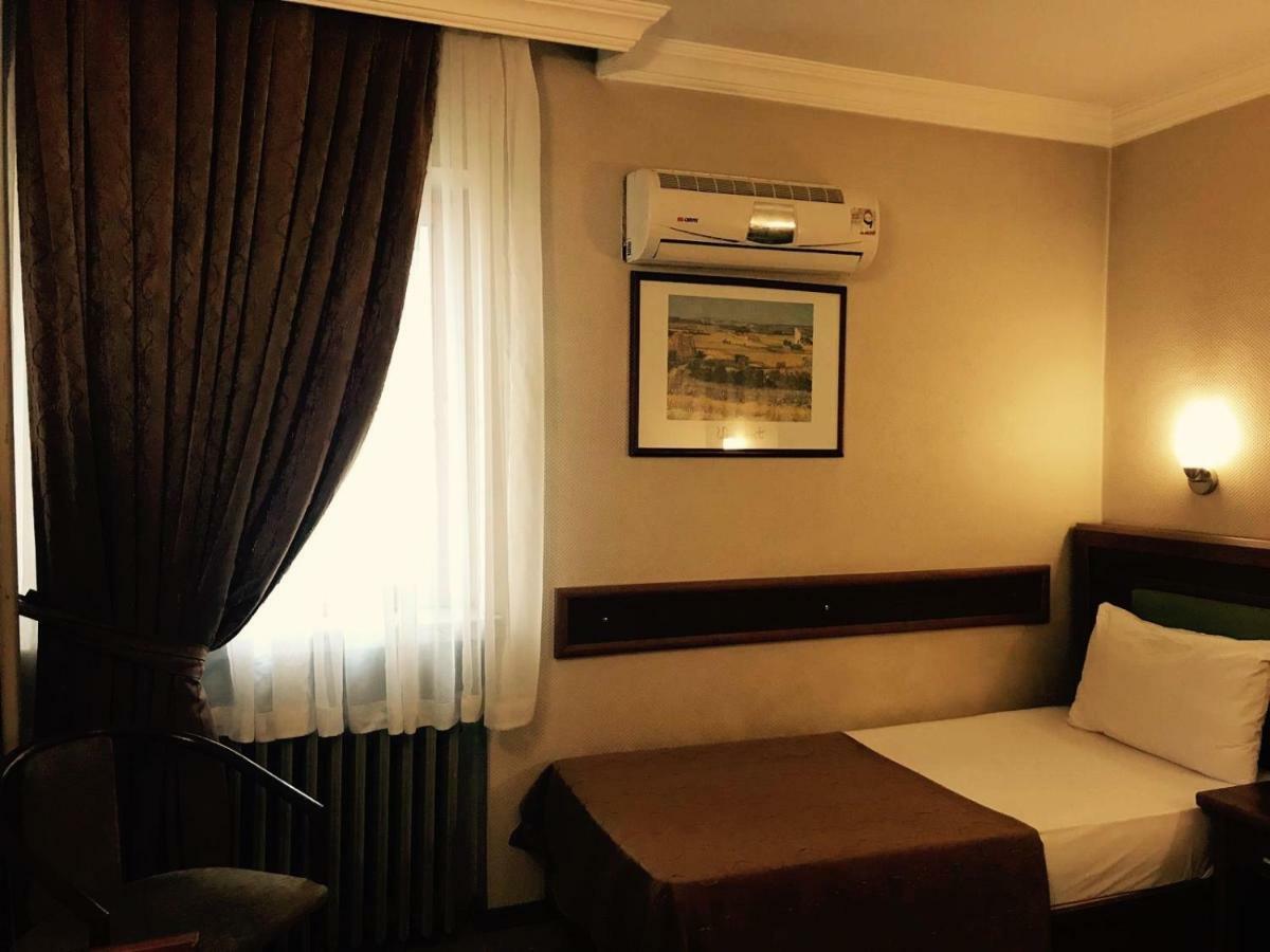 Hotel Villa Marina Бандырма Экстерьер фото